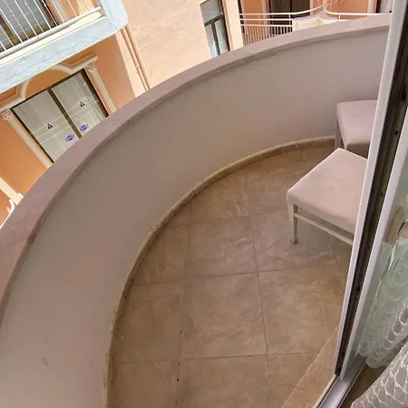 Altinkum Apartment